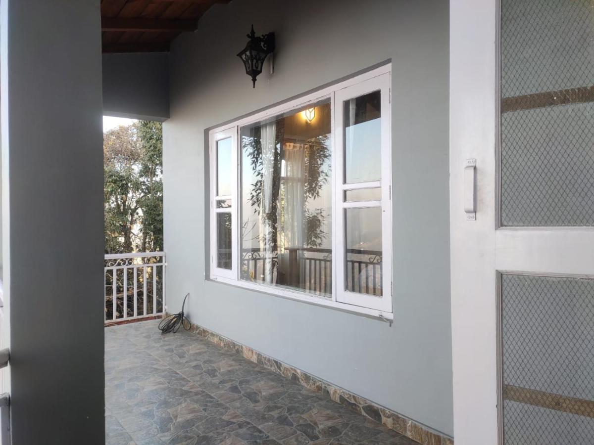 Hotel Aaryam, Mukteshwar Exterior foto